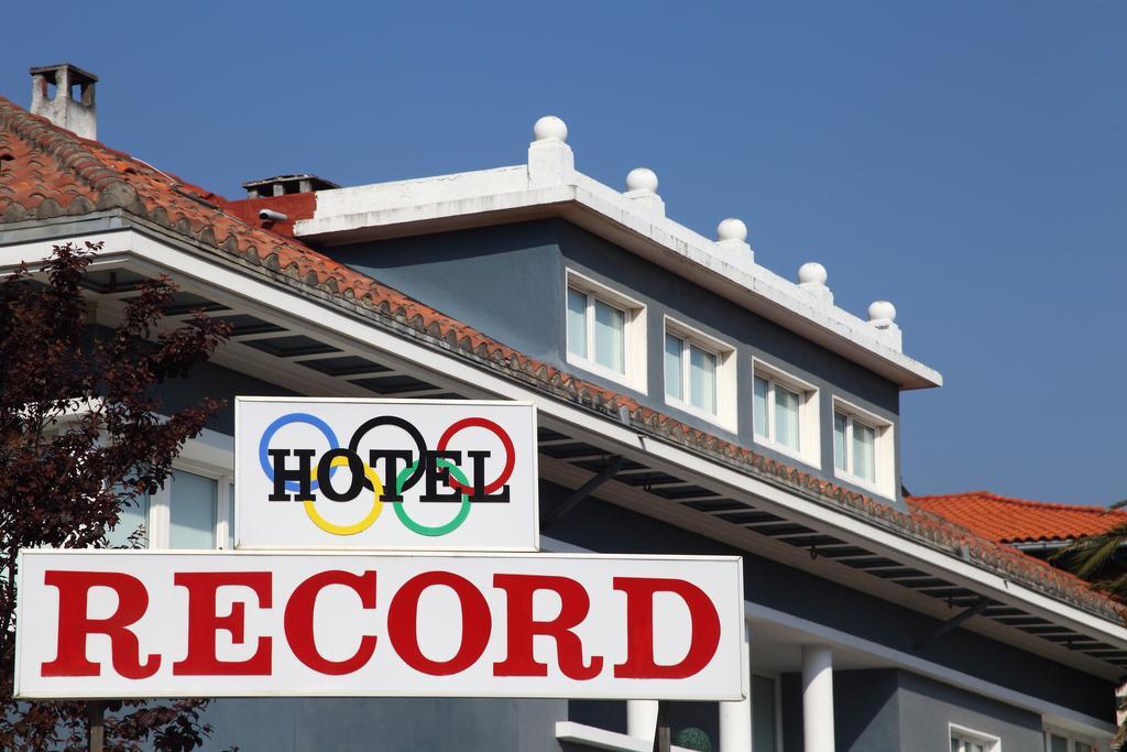 Hotel Record Сан Себастиан Екстериор снимка