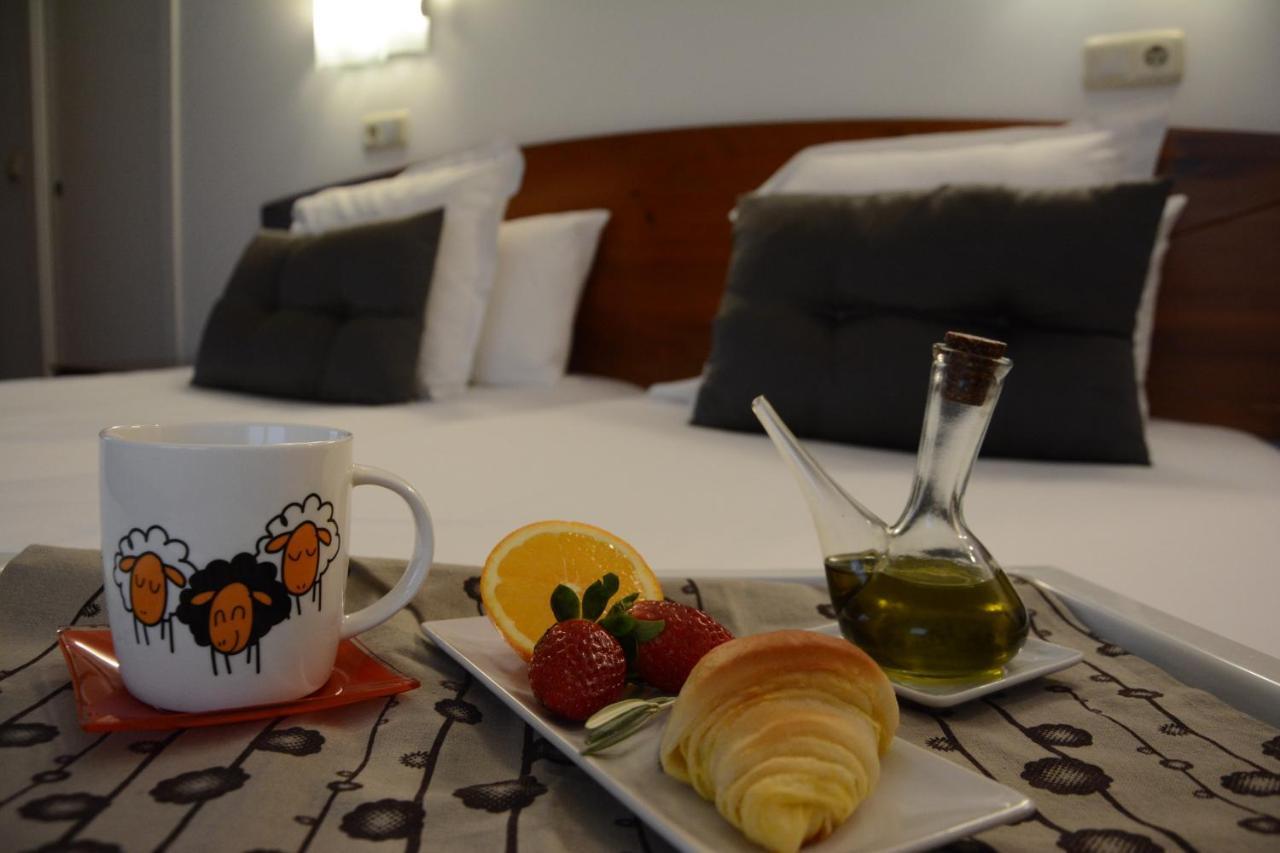 Hotel Record Сан Себастиан Екстериор снимка